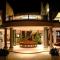 Casa Flora Guesthouse