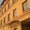 DaugavaLuxApartments Free Parking