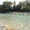 Les pieds dans l'eau: Gîte Gervanne - Plage privée - Blacons