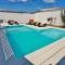 Foto: Family friendly house with a swimming pool Split - 15909 11/17
