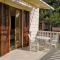 Apartments and Rooms Villa Mir