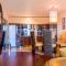 Foto: Front Beach Designer Apartment Golden Sands 2/38