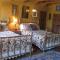 La Dona Luz Inn an Historic B&B - Taos