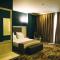 Emerald Suite Hotel