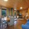 98 Ocean Parade Rustic Log Cabin