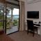 Breakwater Motel