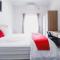 RedDoorz near Hermes Place Polonia Medan