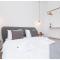 Stylish - Centre Apartment Theatre View