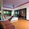 Koh Ngai Cliff Beach Resort