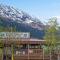 Kellys Chalet