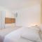 Long Island Olive Apartment
