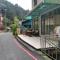 Qun Feng Hotel