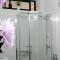 Malibu apartamento con campo de tennis y piscina con solarium