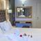 Elmi Beach Hotel & Suites