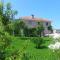 Bernardes House