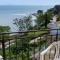 Guest House Ianis Paradise