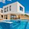 Foto: Luxury Villa Gold Pearl with Pool 2/63