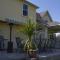 Genelle House B&B Guest House