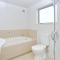 Regents 94A - Christchurch Holiday Homes