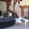 Maison en pierres au coeur du village médiéval de Villeneuve photo 11