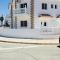 The White Residence Foto: The White Residence