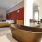 72 Hotel & Spa