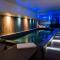 Rock Noir & Spa