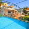 Foto: Heart of the Mountain Villa with Hot Tub & Pool 2/24