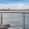 Foto: Princes Wharf 1BR Sub-Penthouse with Panoramic City & Ocean Views 1/33