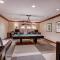 Luxury 2BRDen Ritz-Carlton Residence