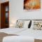 Boutique Apartments - هفيز