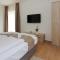 Boutique Apartments - هفيز