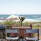 La Mer Seafront Selfcatering Accommodation Kleinmond