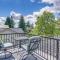 Mercer Island- Mt Saint Helens Room