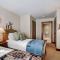 Exclusive 2BR Ritz-Carlton w Mountain Rustic Décor - Vail