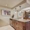 Modern 2 BR Condo Lodge at Vail, Walk to Gondola - Вейл