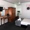New England Motor Inn