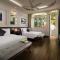 Golden Rooster Hotel