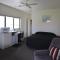 Bks Counties Motor Lodge