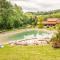 Country house with a pool in Medvednica Nature Park