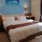 Oscar Suites Hotel