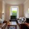 1 Bedroom Traditional Leith Flat Foto: 1 Bedroom Traditional Leith Flat