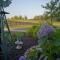 Pillow and Paddock B&B - La Grange