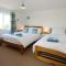 Lazy Days Cottage - Winterton-on-Sea