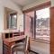 VS643 Square Condo