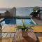 Westbank Private Beach Villa, 4 Bedrooms, Private pool, on the Beach! - Gordonʼs Bay