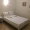 Molos Beach Rooms