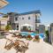 Sun Ray Luxury Apartments