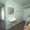 American Hotel Hostel