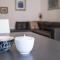GuestHost - Fellini Family Flat